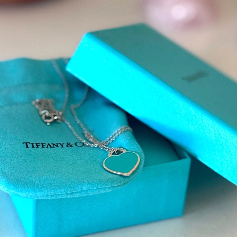 Tiffany & Co. Return To Tiffany Blue Small Heart Tag Pendant in Sterling Silver